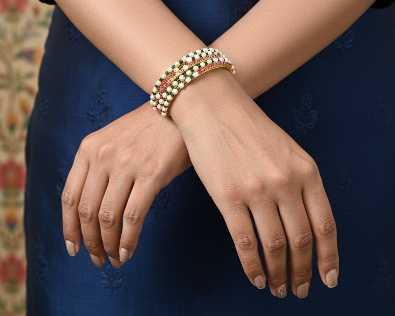 Multicolor Stone Pearl Beaded Bangle Set
